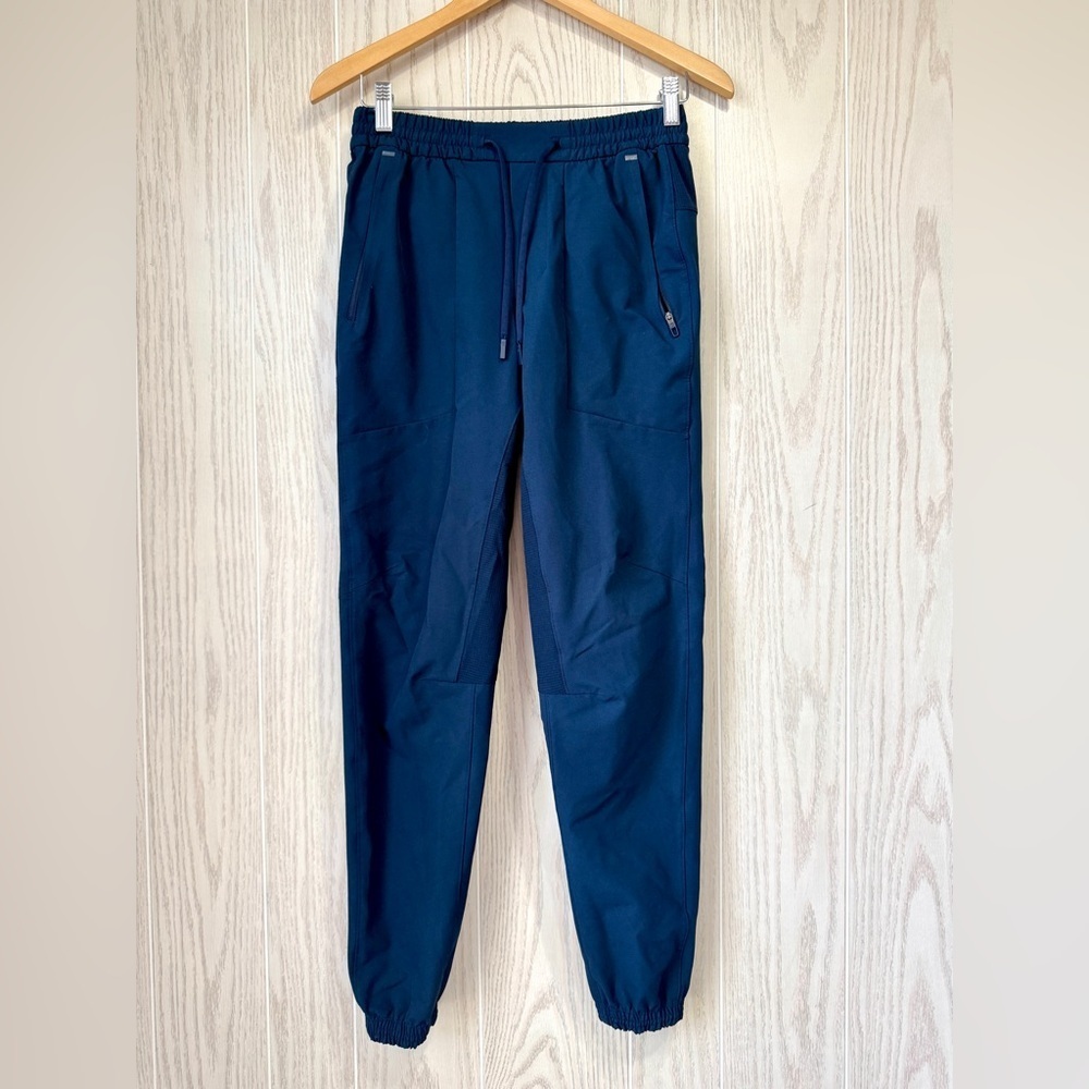 Lululemon License to Train Joggers Size XS LNC